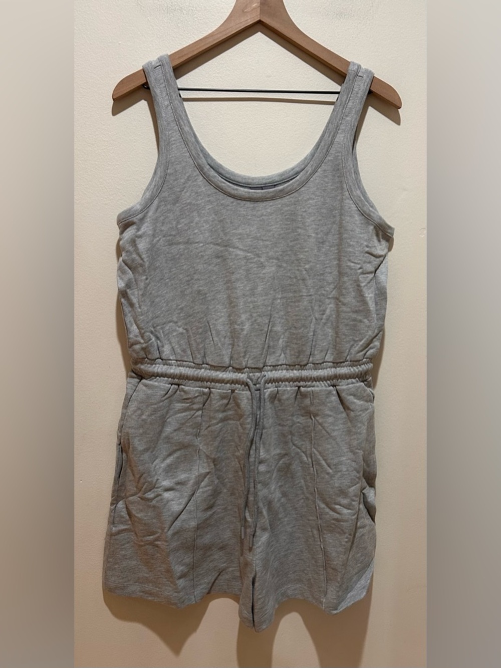 NWT Sweaty Betty Women’s After Class Grey Casual Sleeveless Shorts Romper - 10